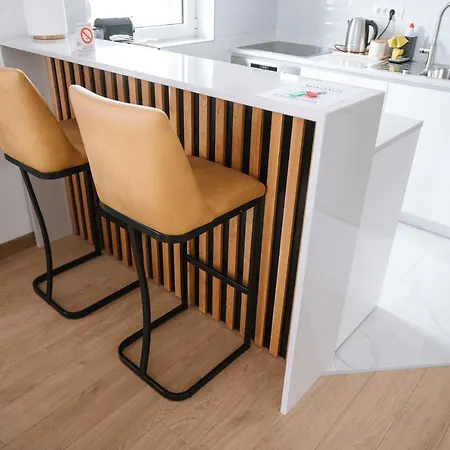 アパート Nika Surčin